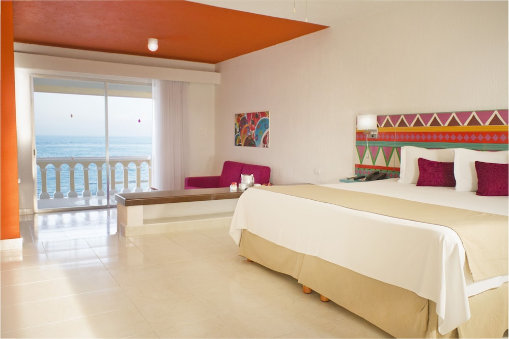 Junior Suite, Sea View - Photo 1