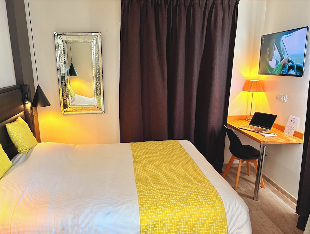 Premier Apartment