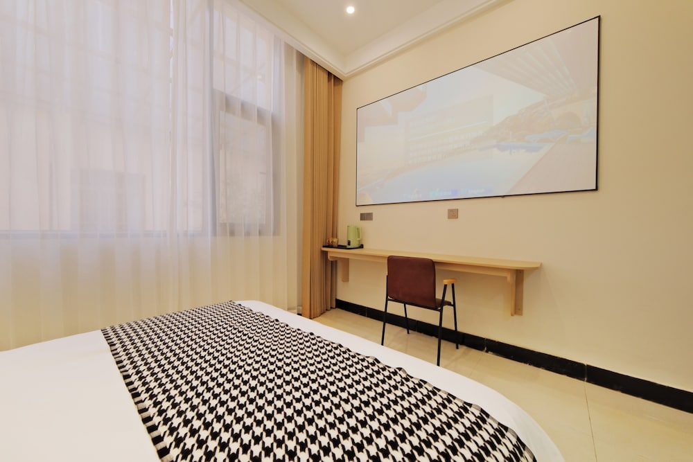 Basic Double Room