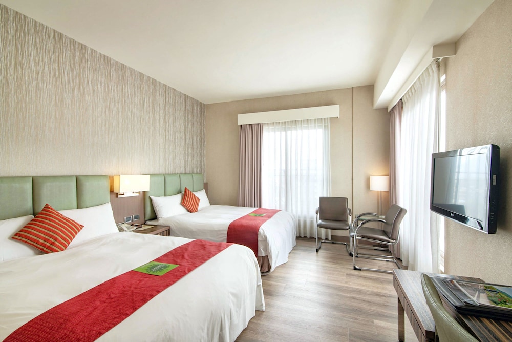 Superior Quadruple Room photo 2