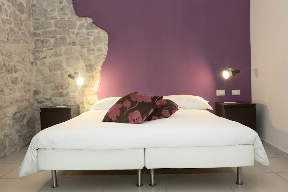 Double Or Twin Room photo 1