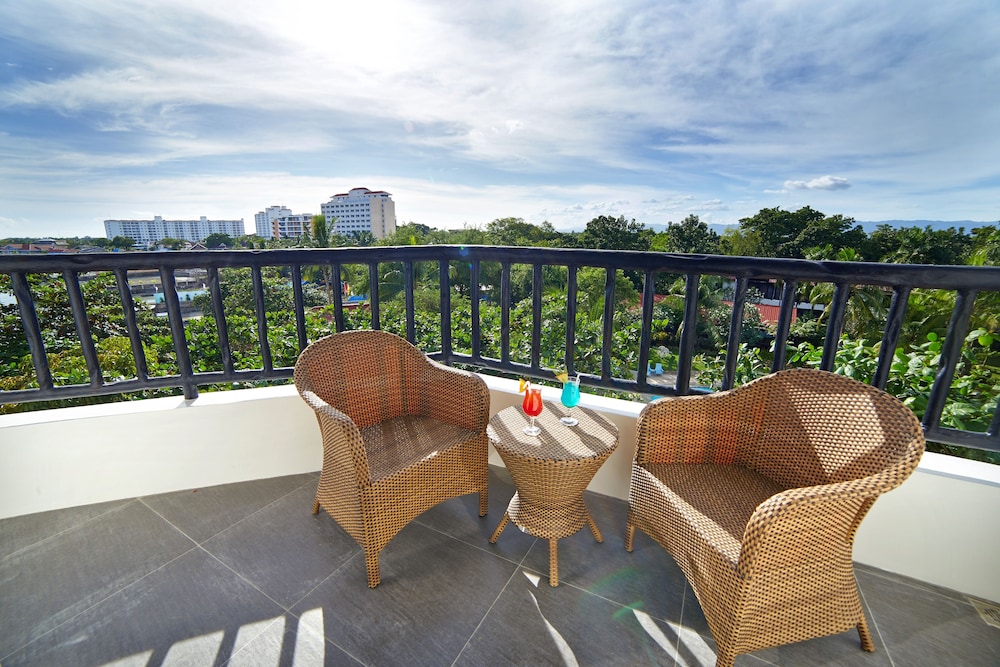 Mabuhay Suite Room - Photo 9