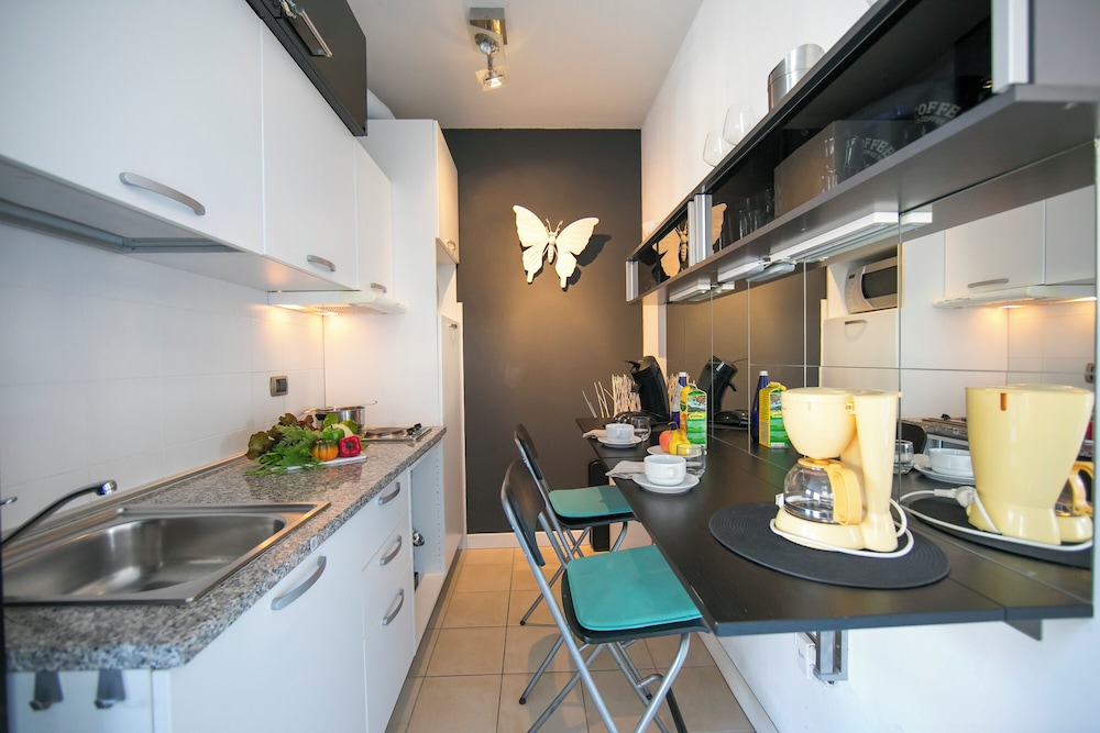 Family Studio, Mountain View, Lakeside (Porto Letizia T1) photo 2