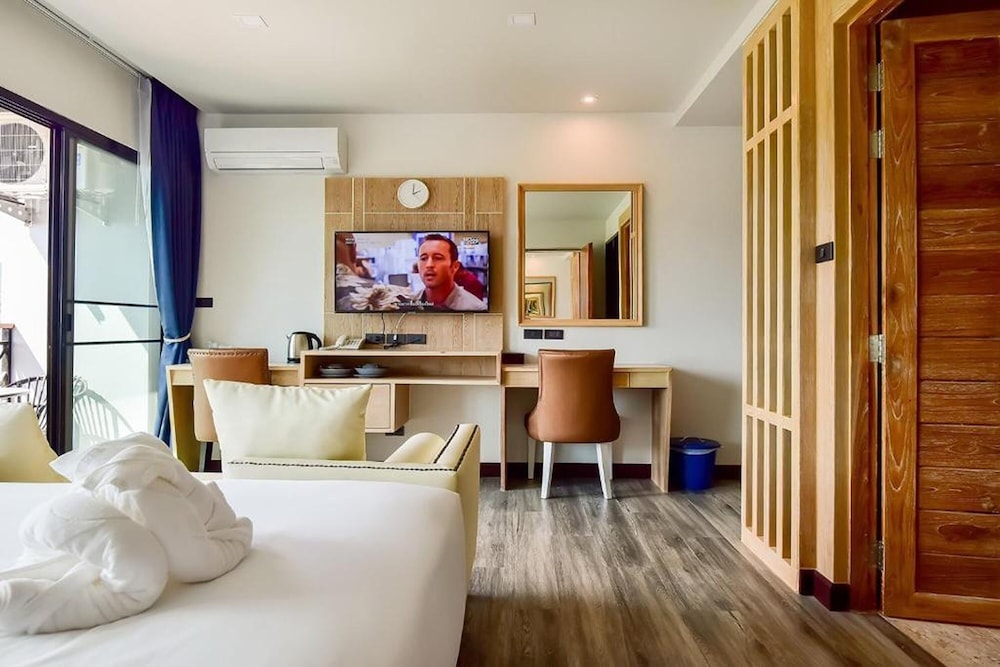 Superior Room - Photo 10