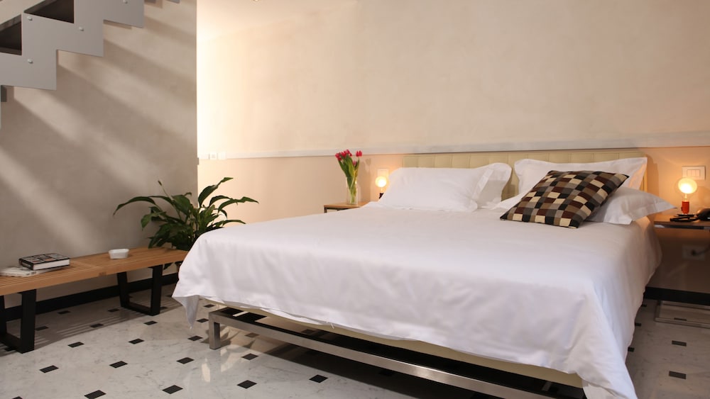 Junior Suite (4 Adults) photo 3