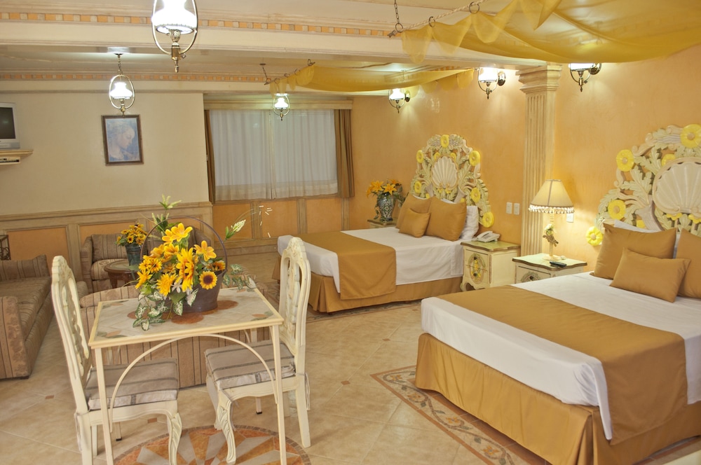 Junior Suite - Photo 1