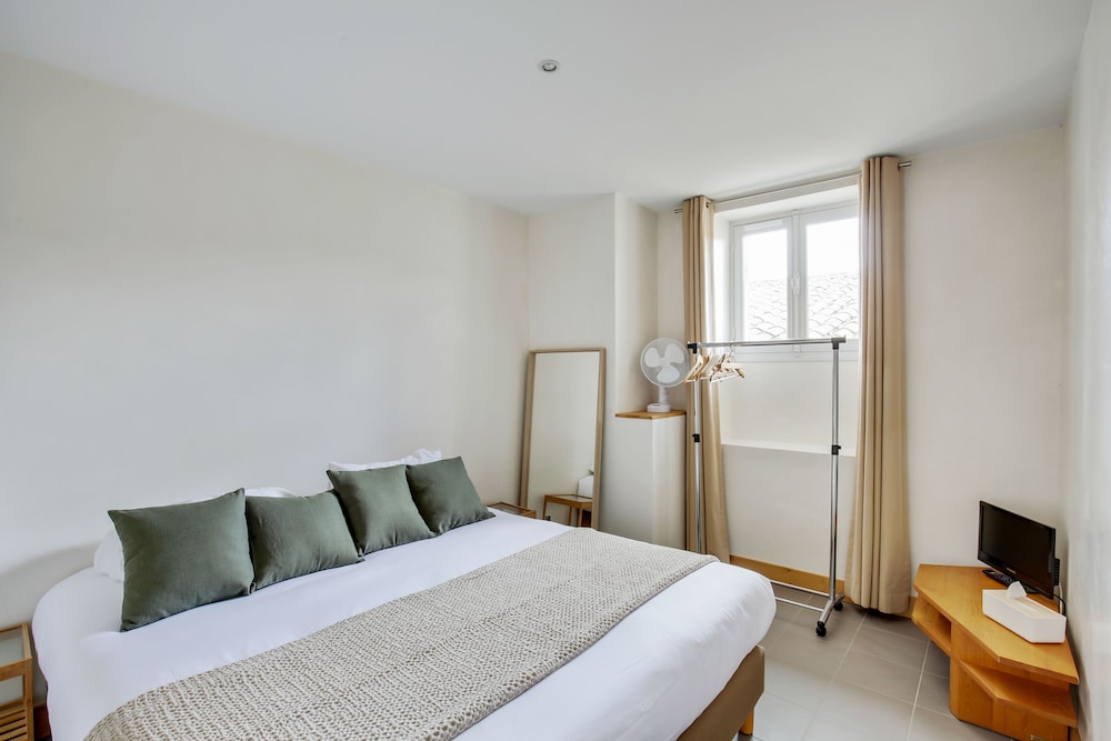 Basic Double or Twin Room photo 1