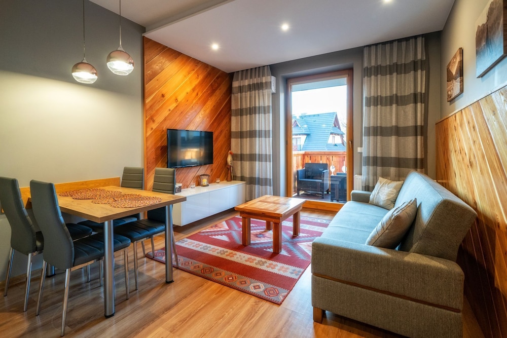 Comfort Apartment (116 with SPA, Pool access)