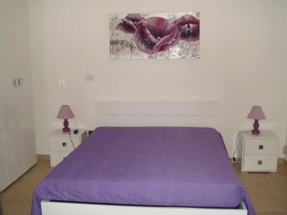 Double Room, 1 Queen Bed photo 2