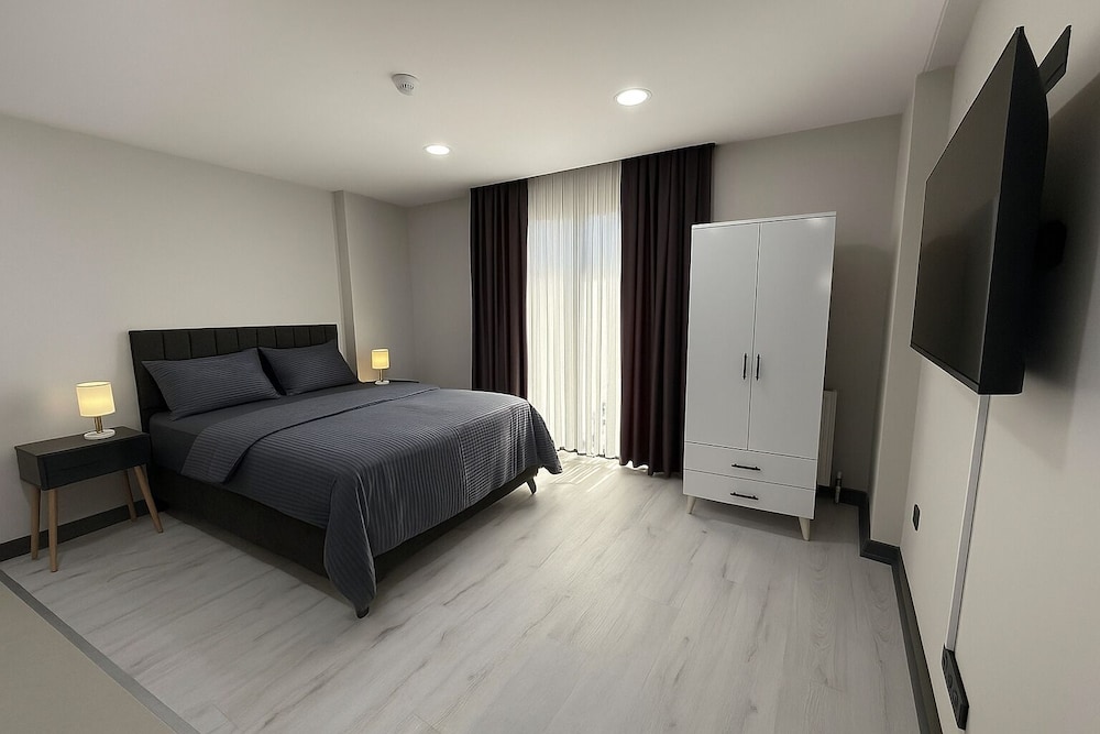 Deluxe Suite photo 2