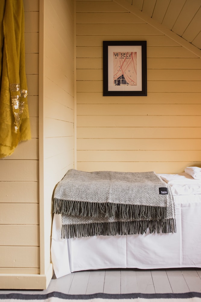Double Room, 2 Twin Beds (Fjord View) photo 2