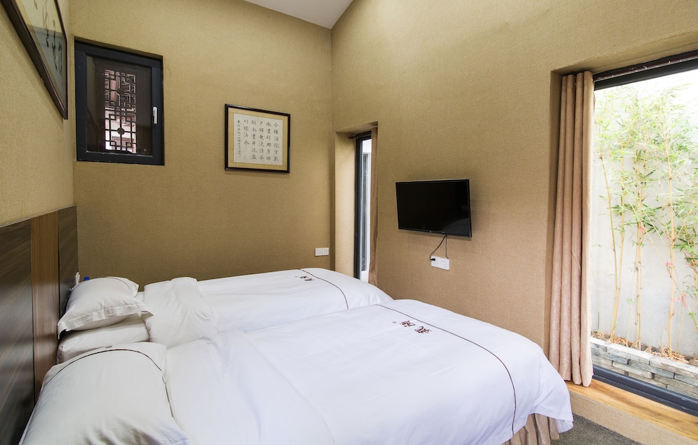 Signature Twin Room photo 2