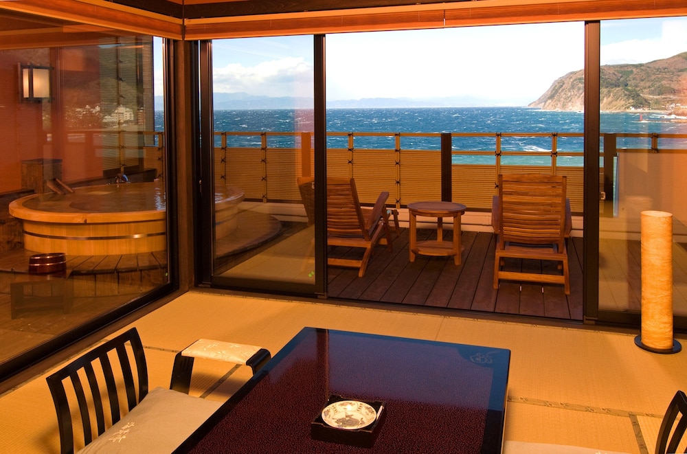 Ocean View Japanese Style Executive Room with Open-air Bath (Type A) photo 1