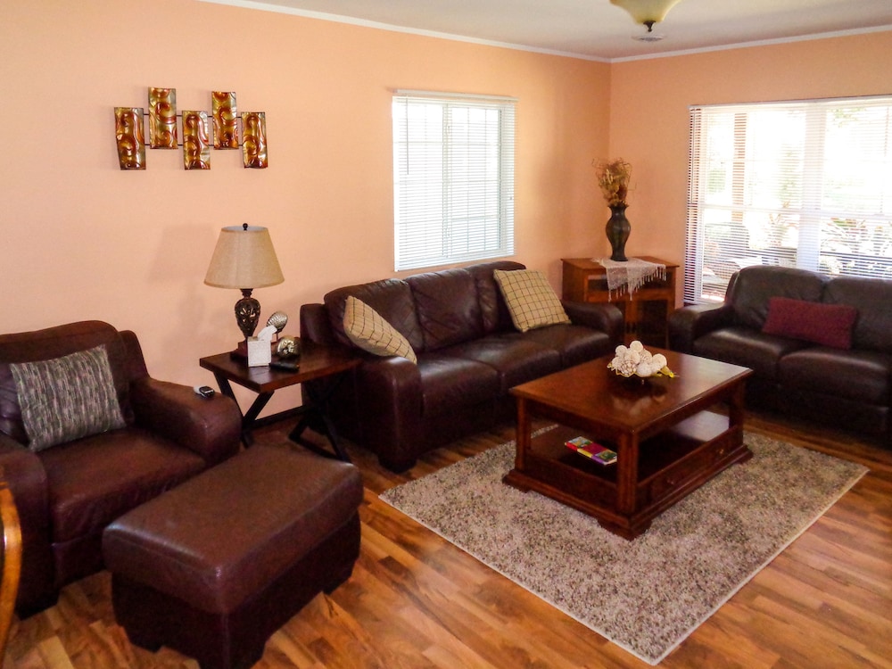 Deluxe Condo, 2 Bedrooms, Non Smoking, Kitchen photo 3