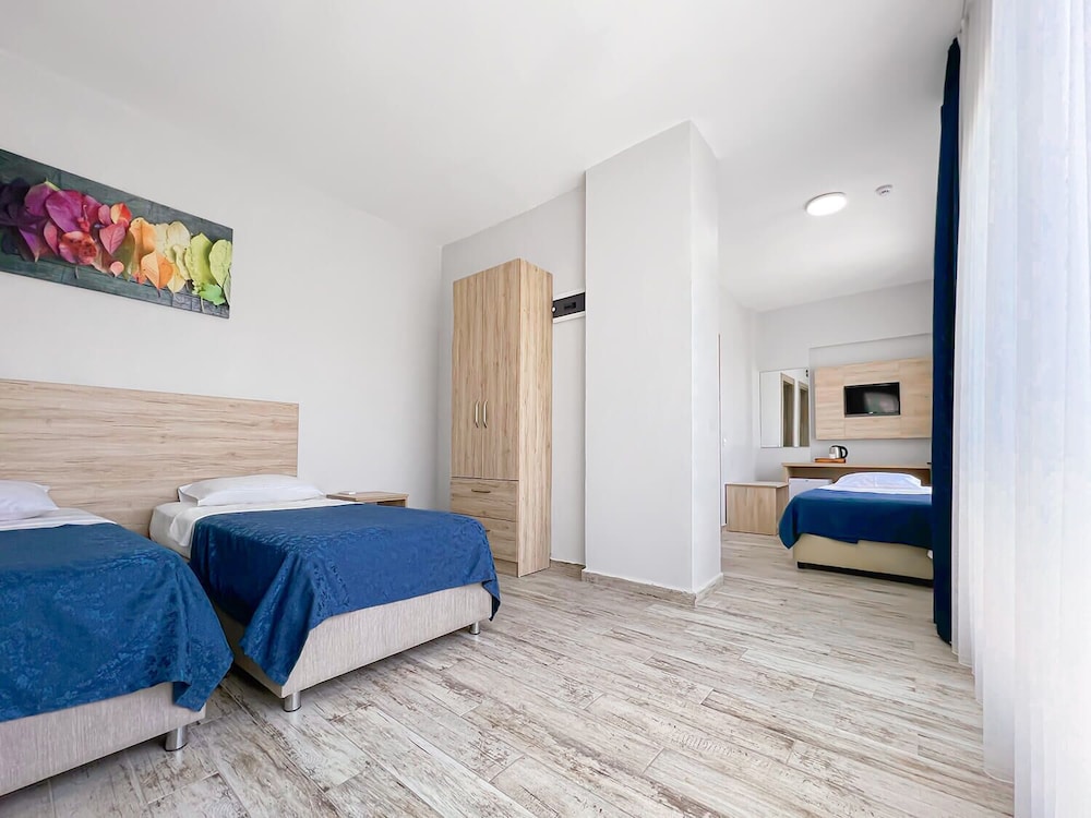 Family Room, Sea View photo 1