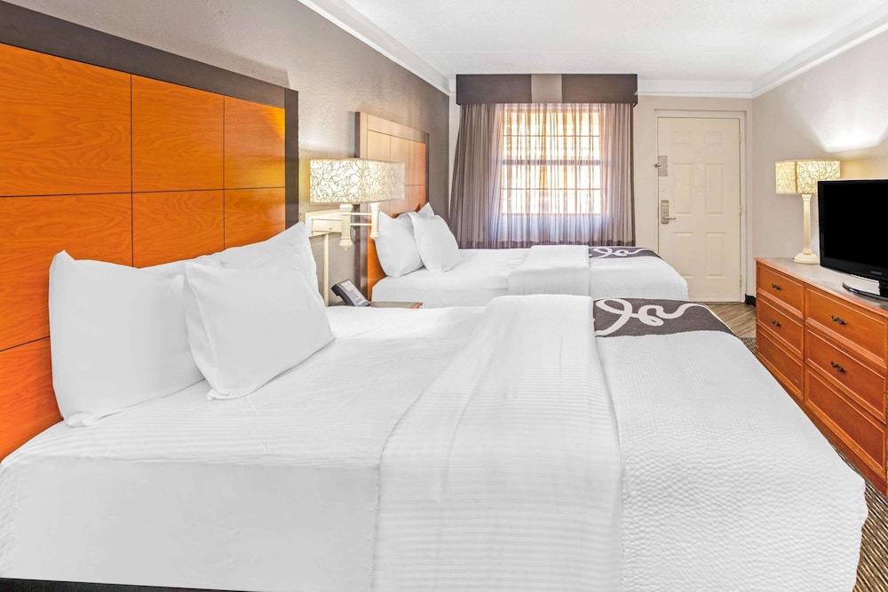 Room, 2 Double Beds, Non Smoking