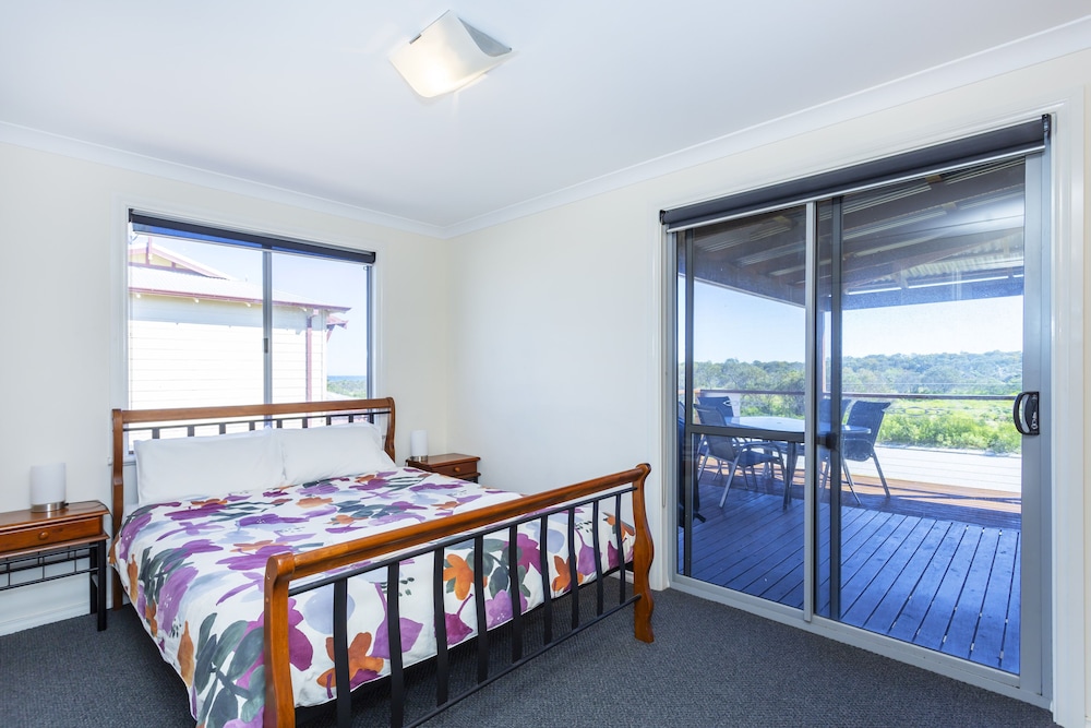 Classic House, 3 Bedrooms, 2 Bathrooms photo 1
