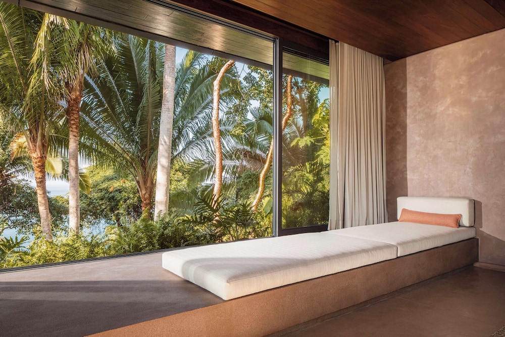 Villa (Ocean Cliff) - Photo 2