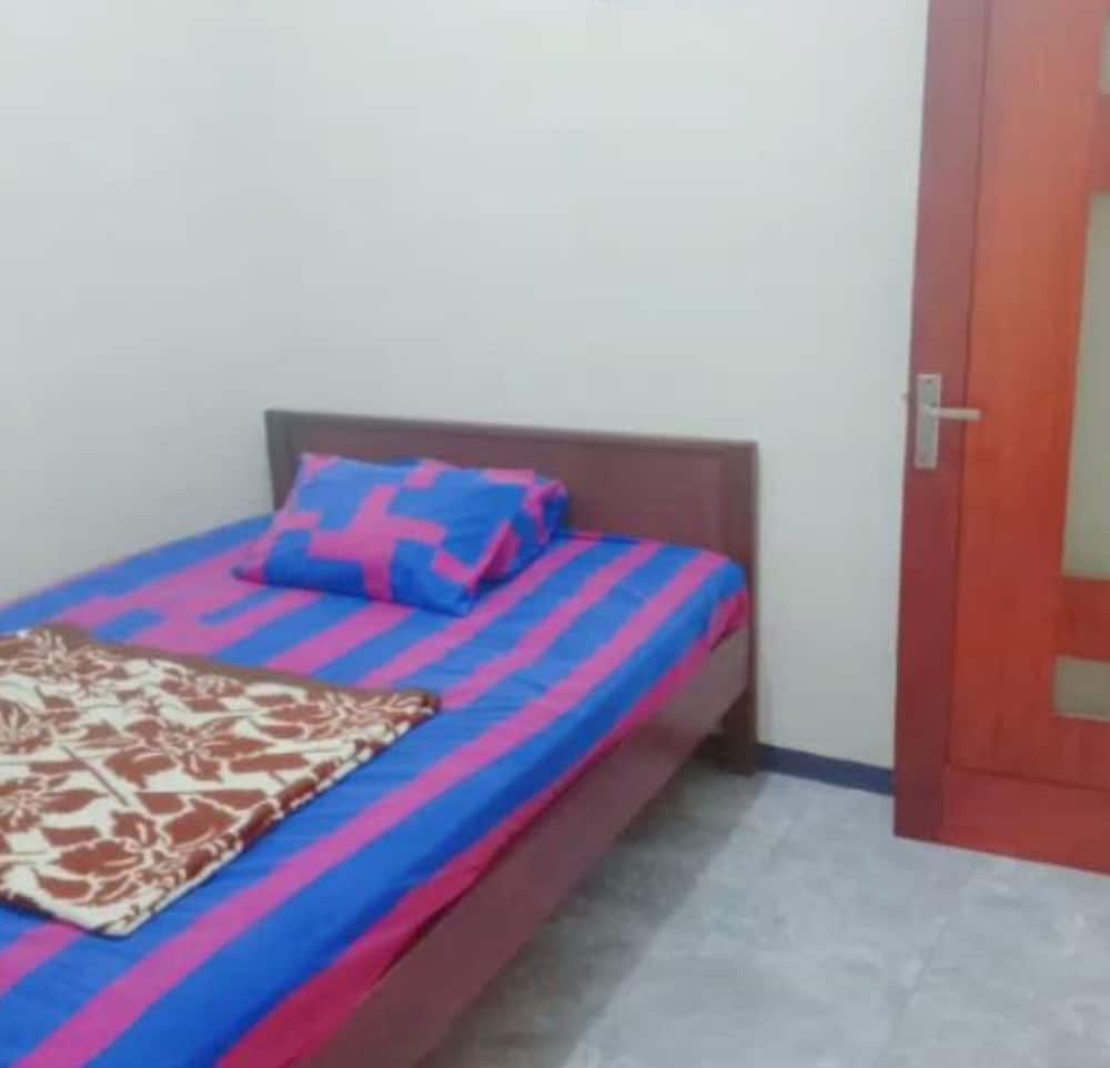 Raisa 5 - 2 Bedrooms