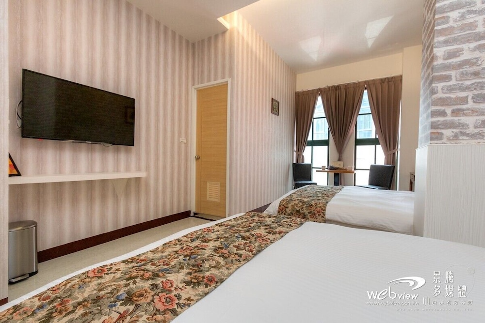 Family Quadruple Room - Photo 3