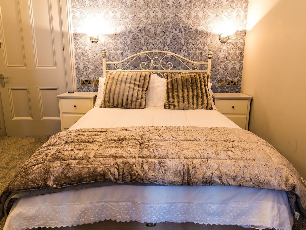 Standard Double Room, Ensuite photo 1