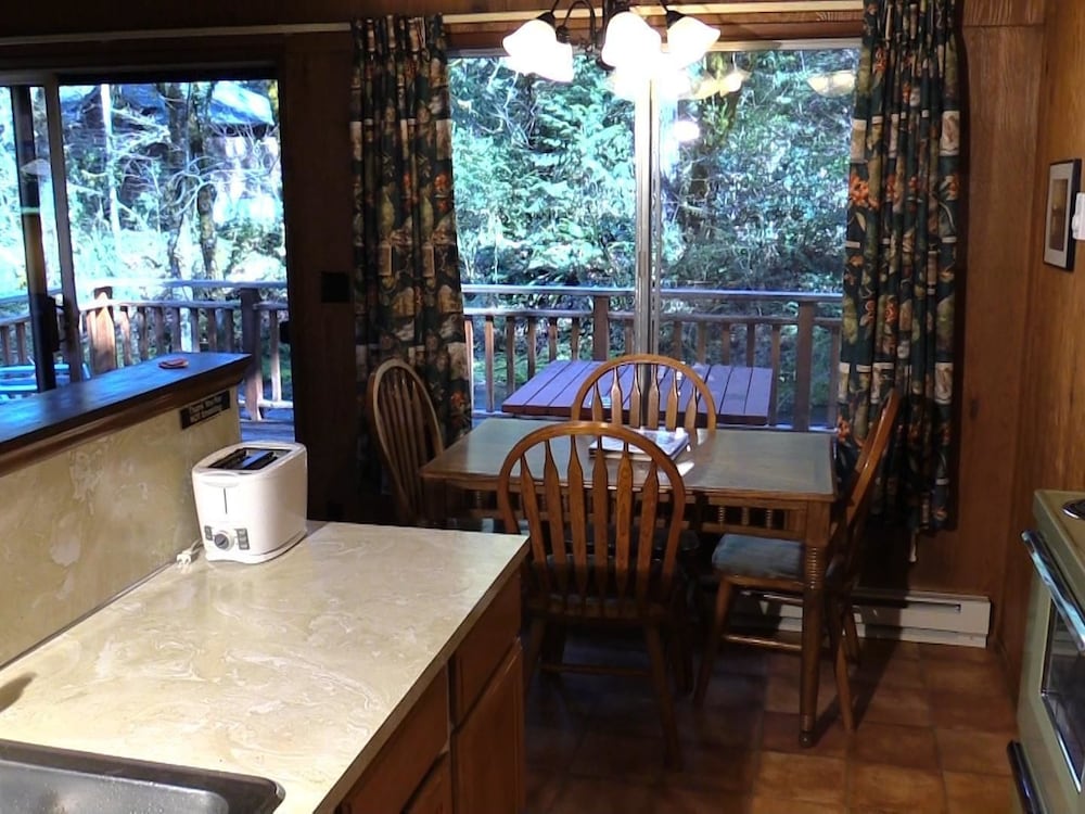 Standard House, Ensuite (#10 Ol' Homestead) photo 3