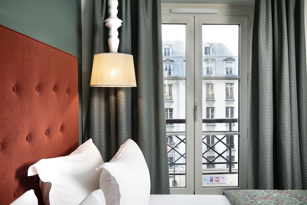 Superior Double or Twin Room photo 3