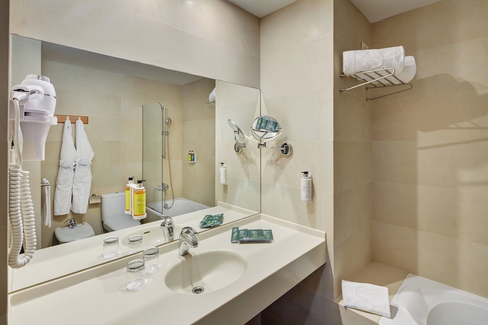 Superior Double Room, Sea View - Photo 7