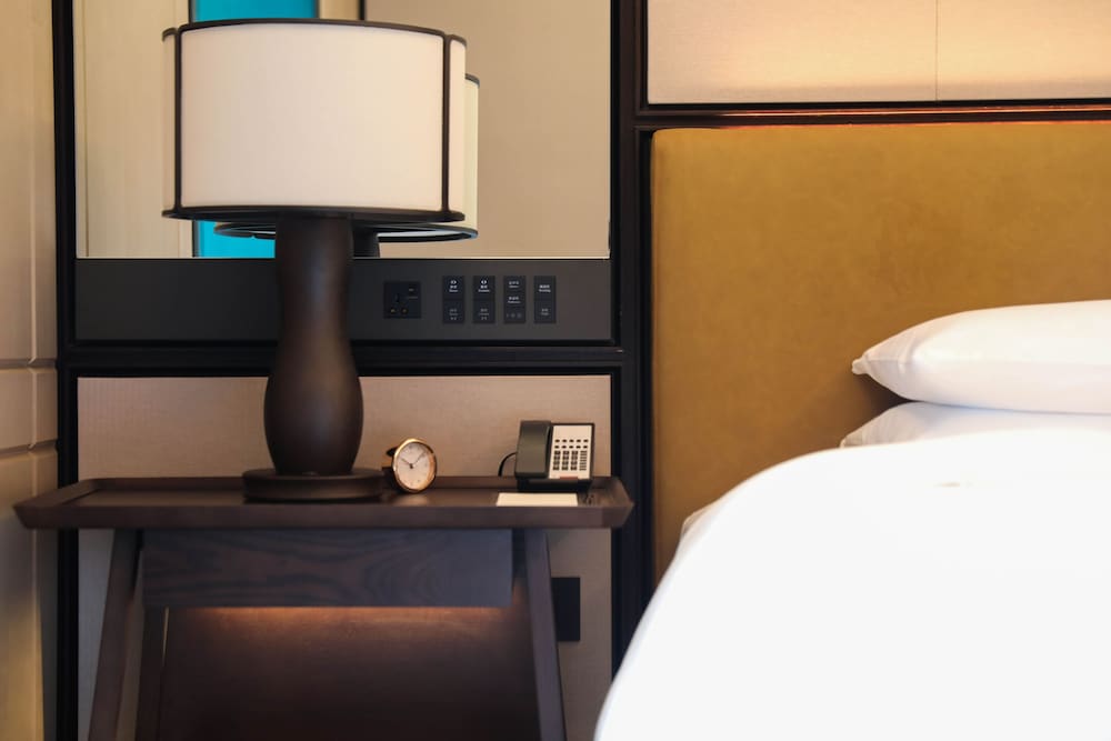 Park Lakeview Suite - Photo 1