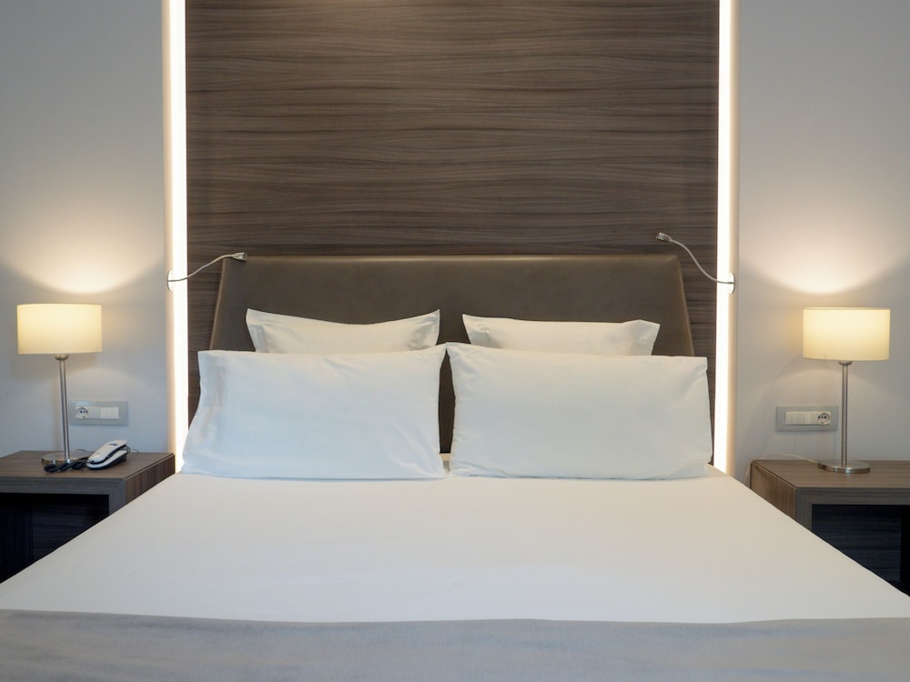 Comfort Quadruple Room, Accessible photo 2