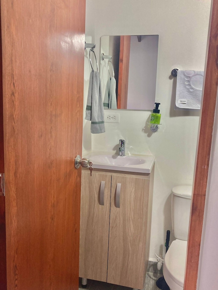 Deluxe Room - Photo 7