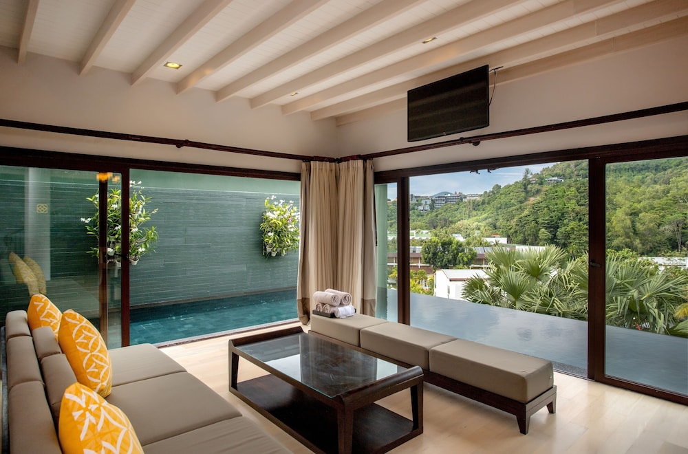 Two-Bedroom Pool Villa - Photo 8