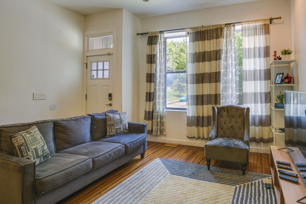 House (2 Bedrooms) photo 1
