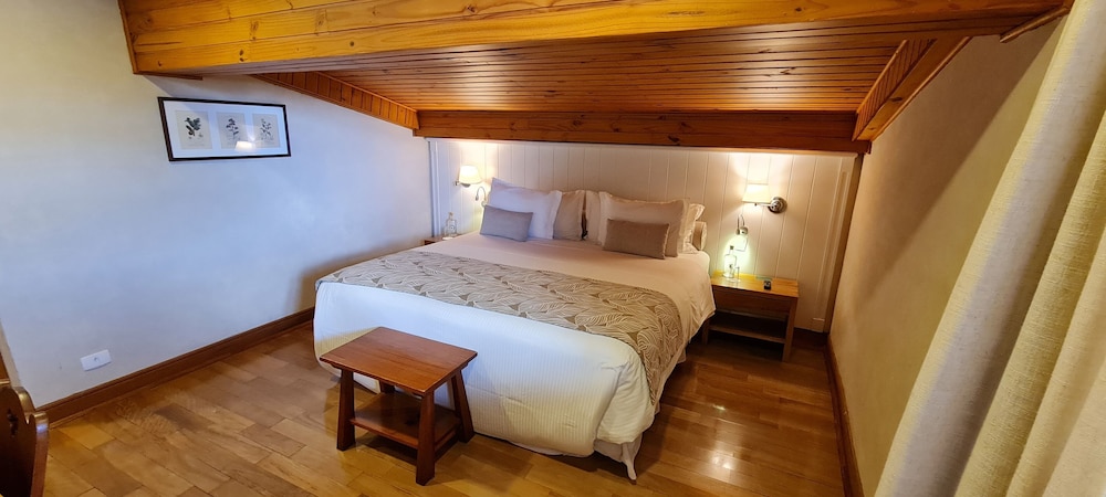 Partial Forest View Apartment - Photo 3