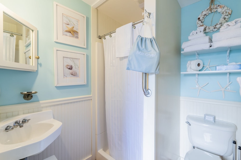Salt Island Room photo 3