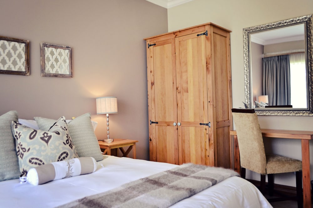 Double Room, 1 Queen Bed (№2) photo 3