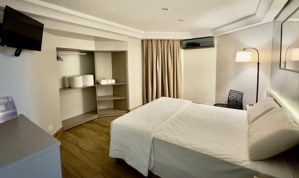 Superior Quadruple Room photo 3