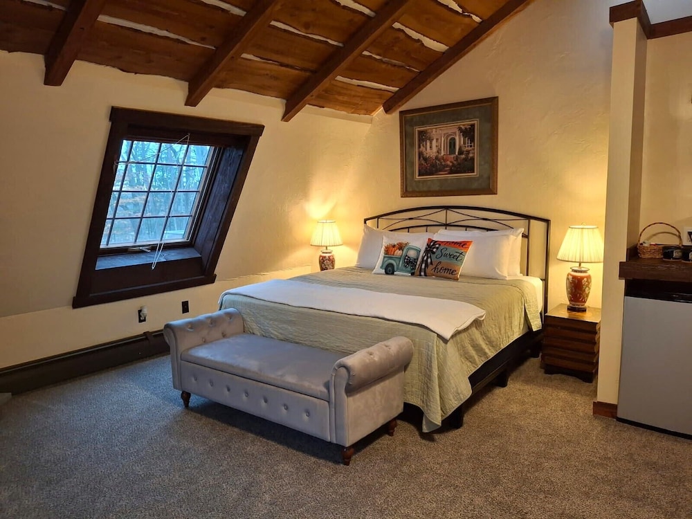 Suite, Courtyard View photo 3