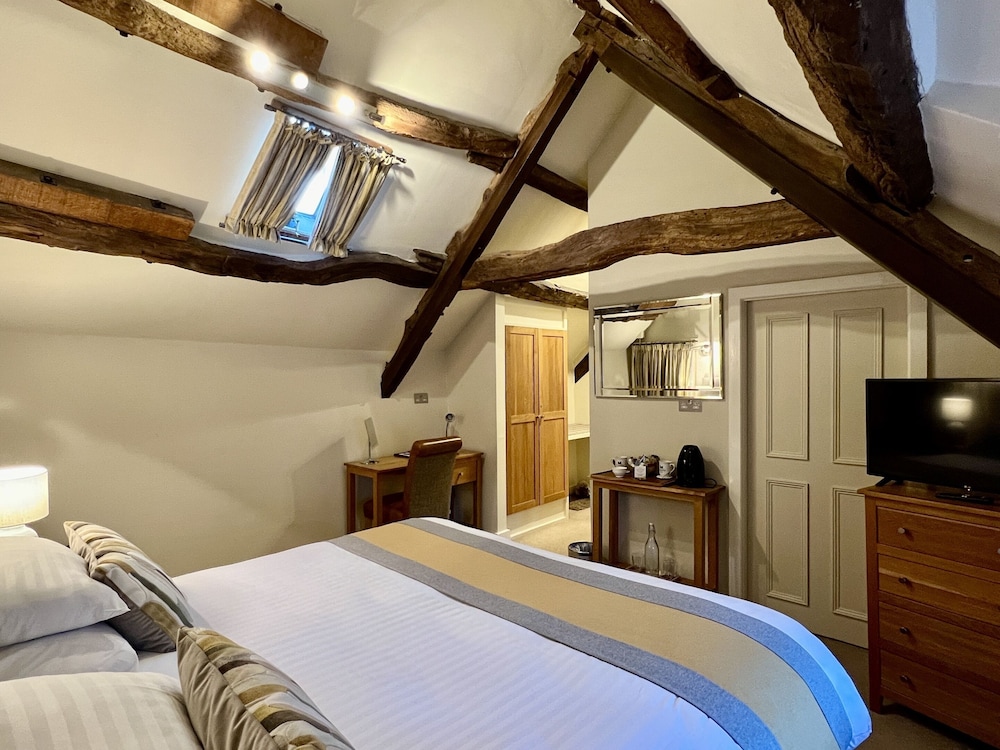 Standard Double or Twin Room, Ensuite (Room 6 Dolwyddelan ) photo 2
