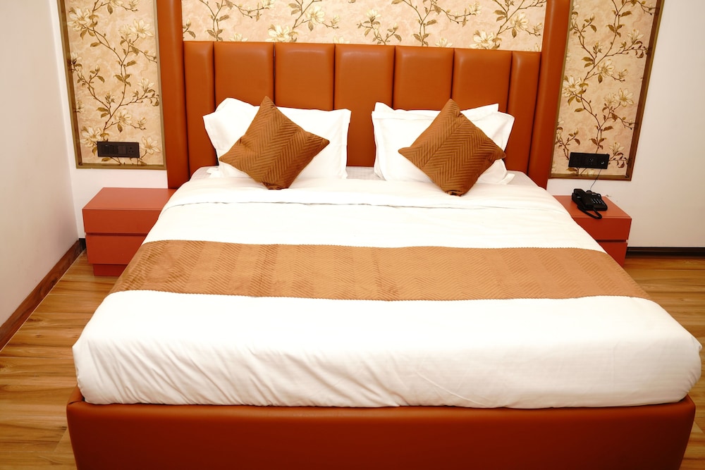 Deluxe Single Room, 1 Double Bed photo 2