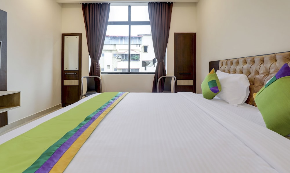 Standard Double or Twin Room - Photo 14