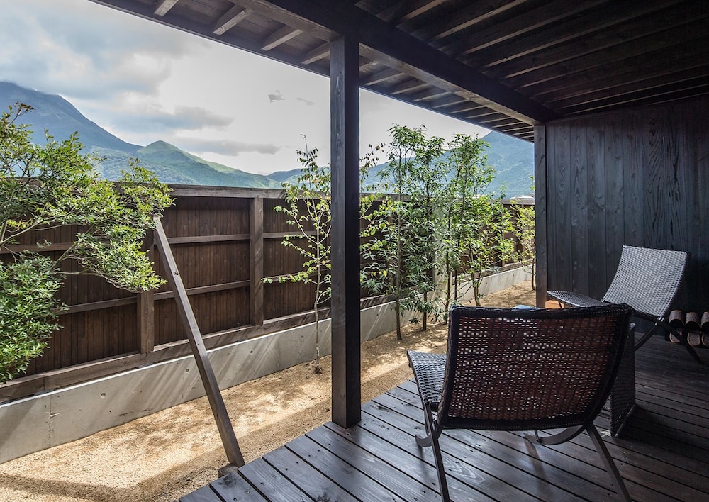 Private Building with Semi Open Air Bath -3 photo 2