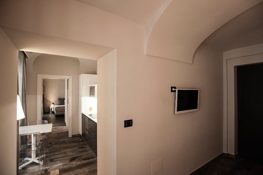 Luxury Apartment photo 3