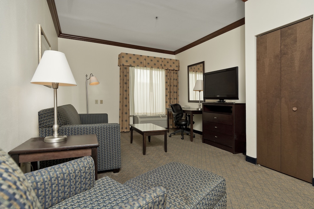 Suite, 1 King Bed, Non Smoking - Photo 5