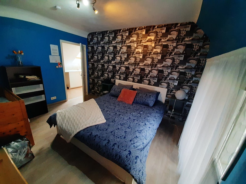 House, 5 Bedrooms, Terrace, Garden View