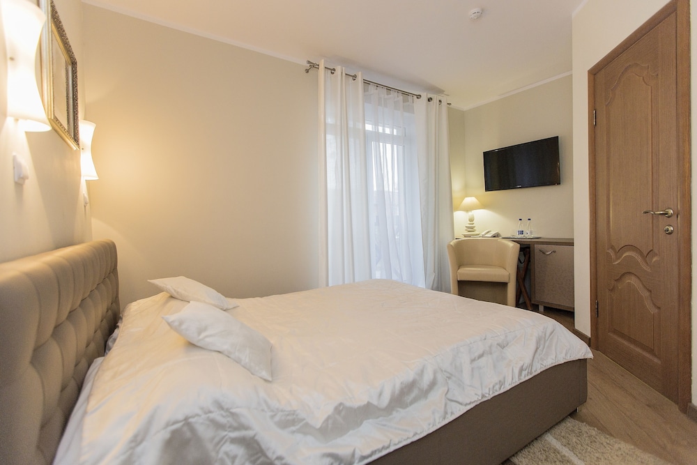 Standard Double Room photo 2
