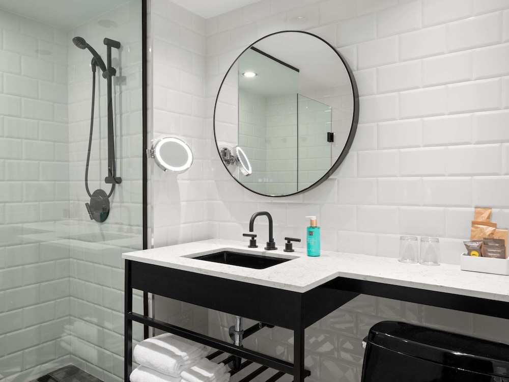 Junior Suite (Executive)