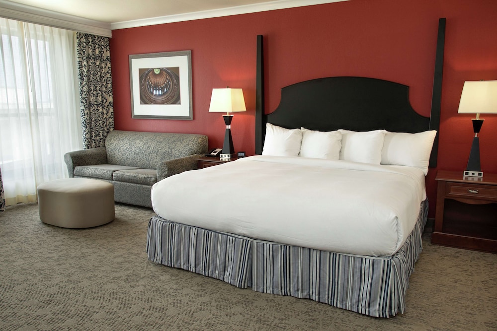 Business Room, 1 King Bed, Non Smoking - Photo 2