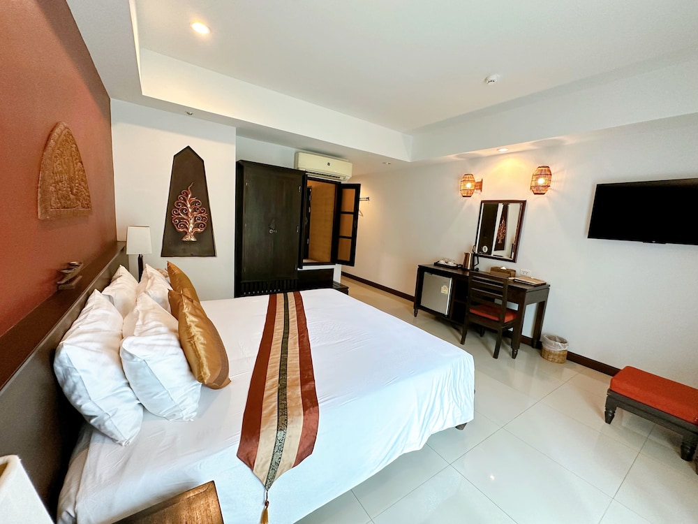 Superior Double Room, 1 King Bed photo 3