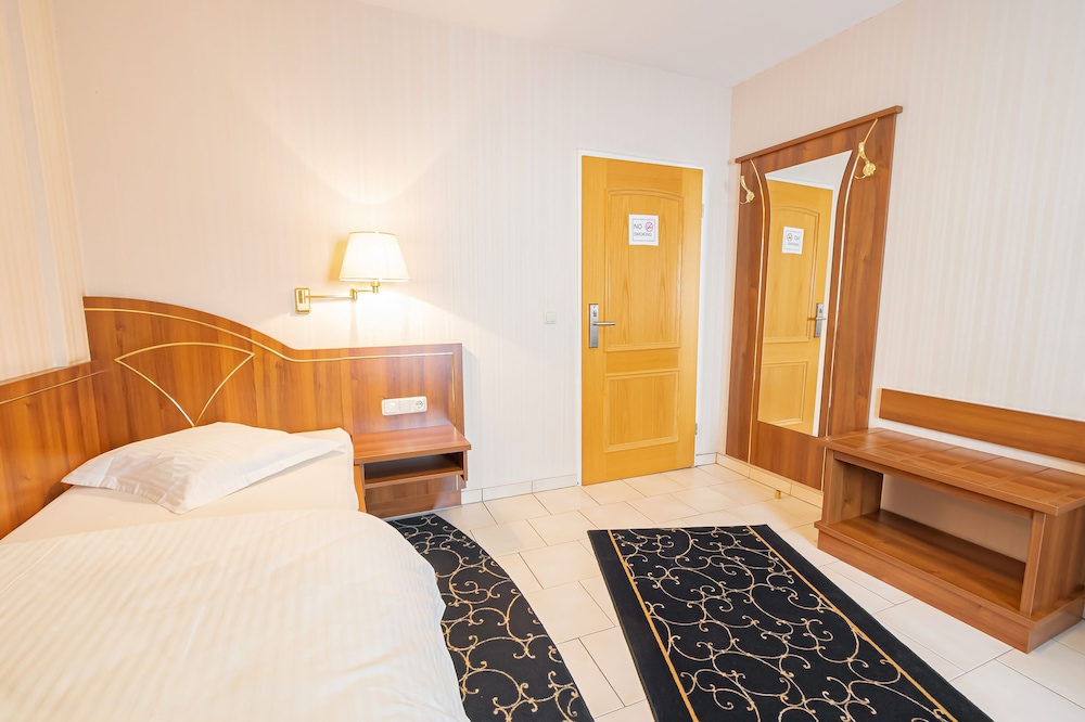 Standard Single Room photo 2